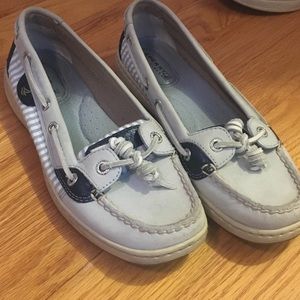 women’s Sperry’s